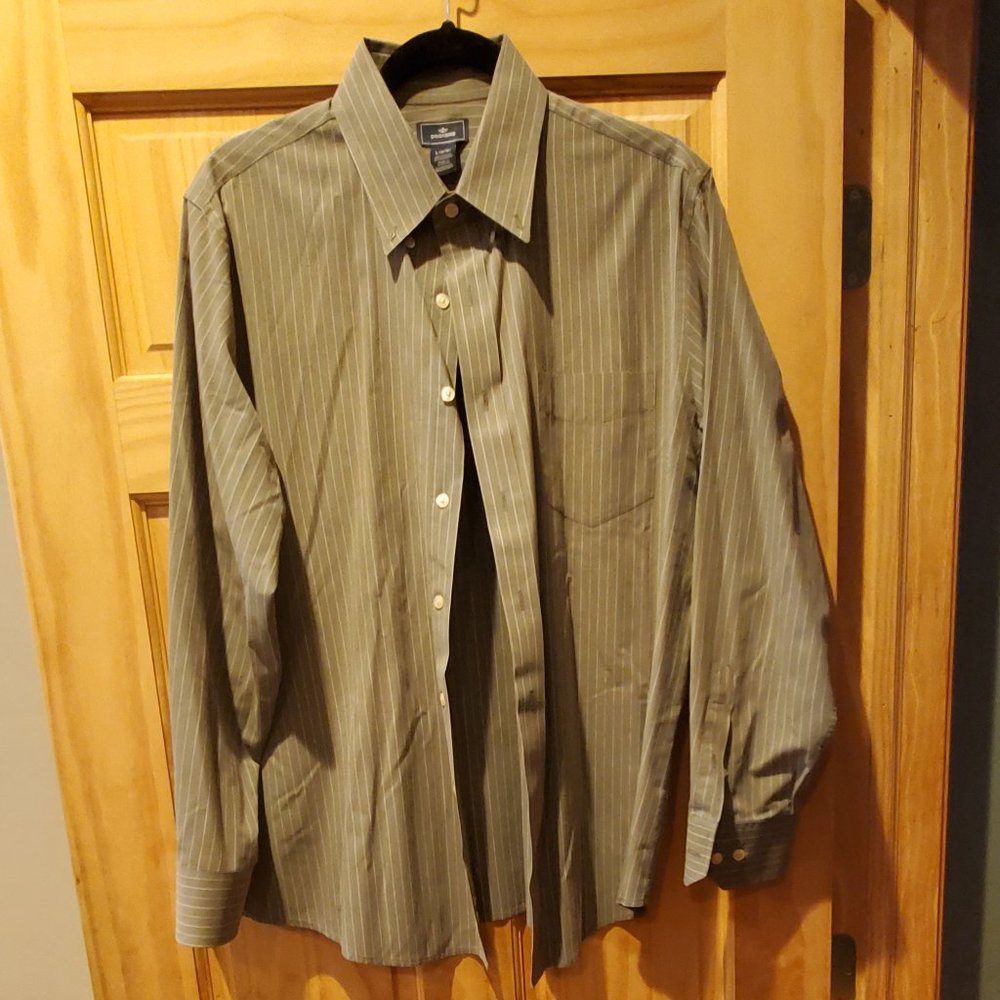 Men’s Striped Dress Shirt